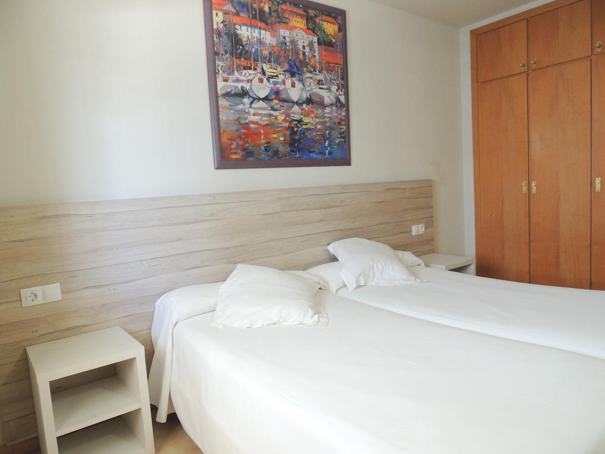 Apartamentos Turisticos Augustus Cambrils Εξωτερικό φωτογραφία